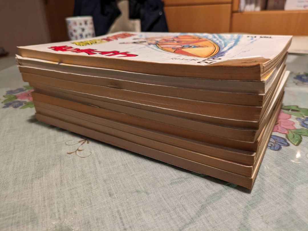 舊版老夫子合訂本漫畫, 興趣及遊戲, 書本& 文具, 漫畫- Carousell