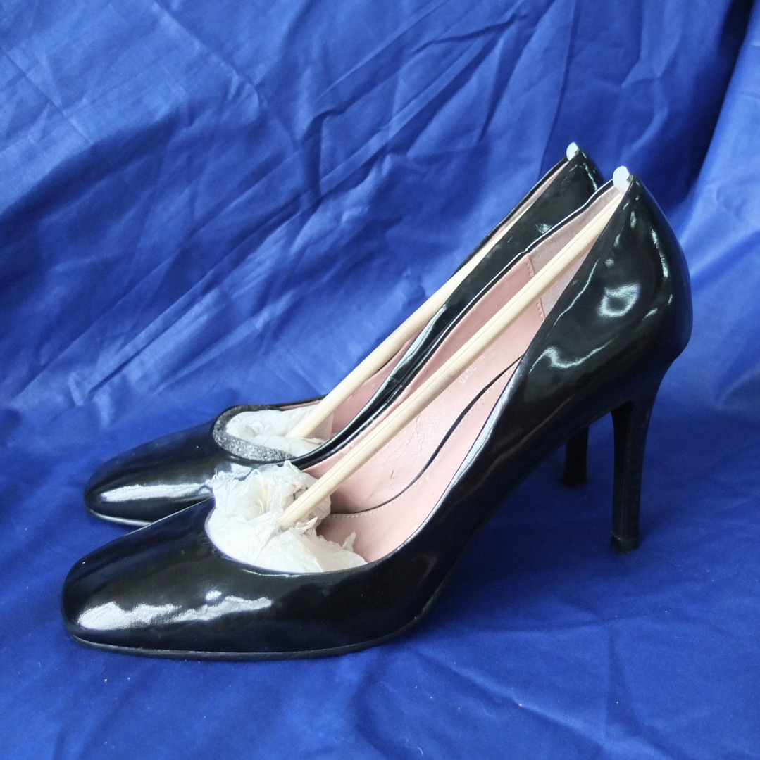 Blue patent leather heels outlet