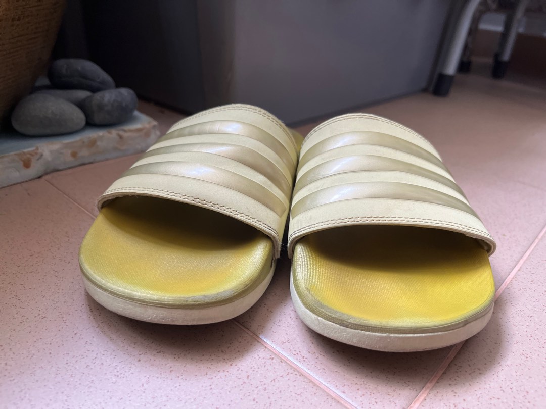 Adidas cloudfoam comfort slides adilette yellow beige Women s Fashion Footwear Flipflops and Slides on Carousell