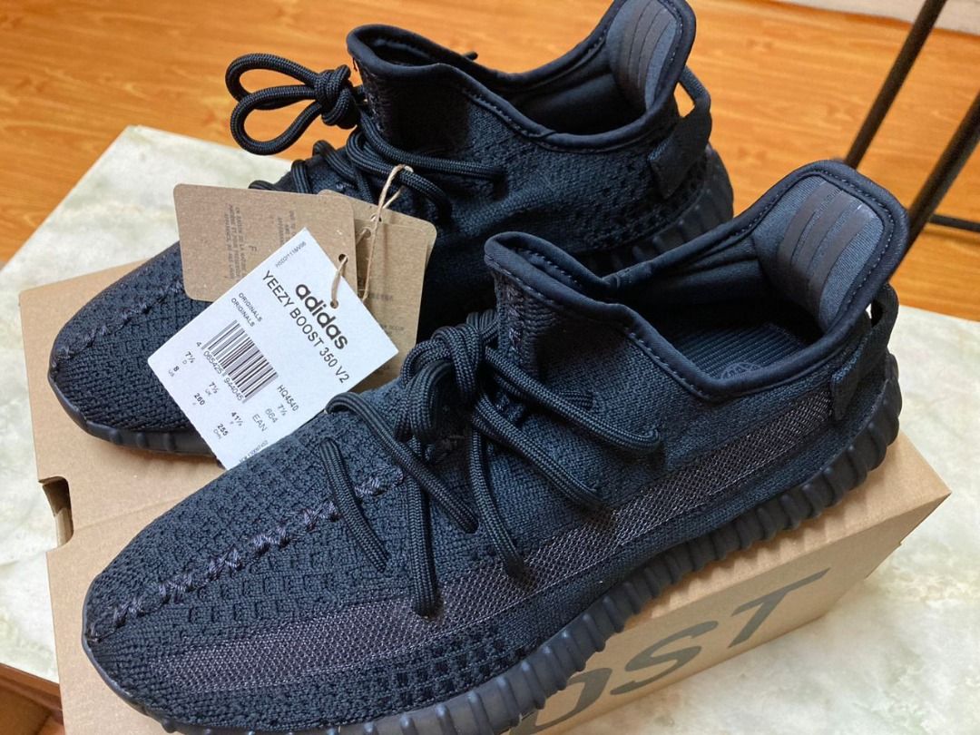 adidas gazelle silver green womens ADIDAS YEEZY BOOST 350 V2 PRIMEKNIT SNEAKERS EU 39 ⅓ UK 6 US 6 ½ main image 0