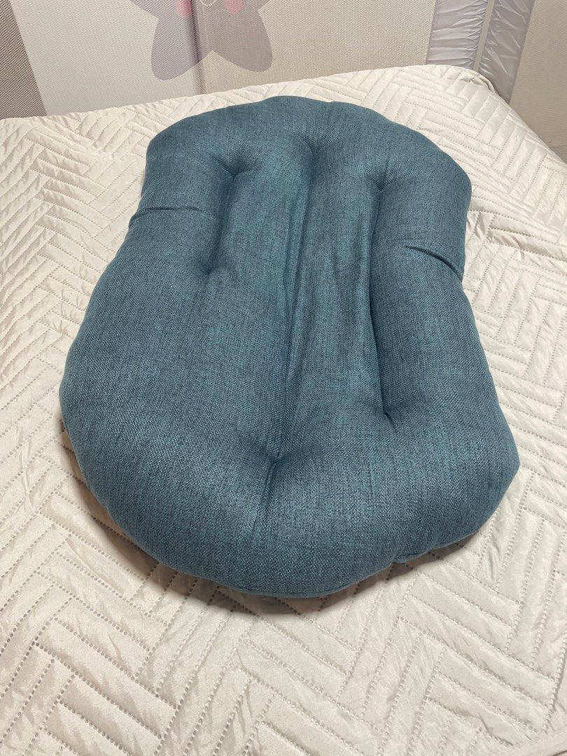 Baby Nest by Mandaue Foam (Category: Bed Guards) located in Manila. Submitted by missielle (Listing ID 1299737586, Image 1). Description: Bought it at 800+ Ayaw ni LO.