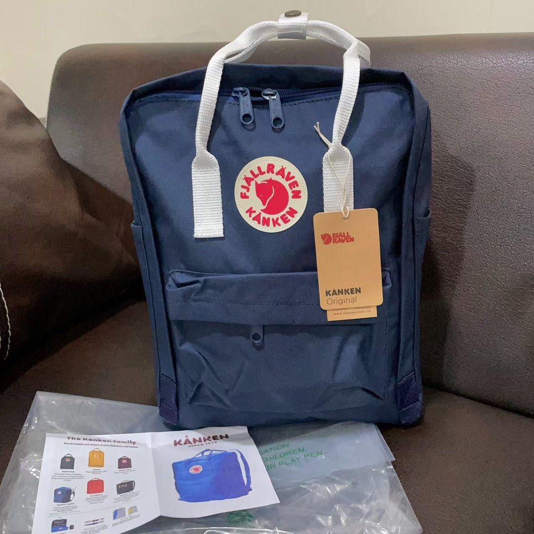 BAG FJALLRAVEN KANKEN NAVY STRAP WHITE CLASSIC