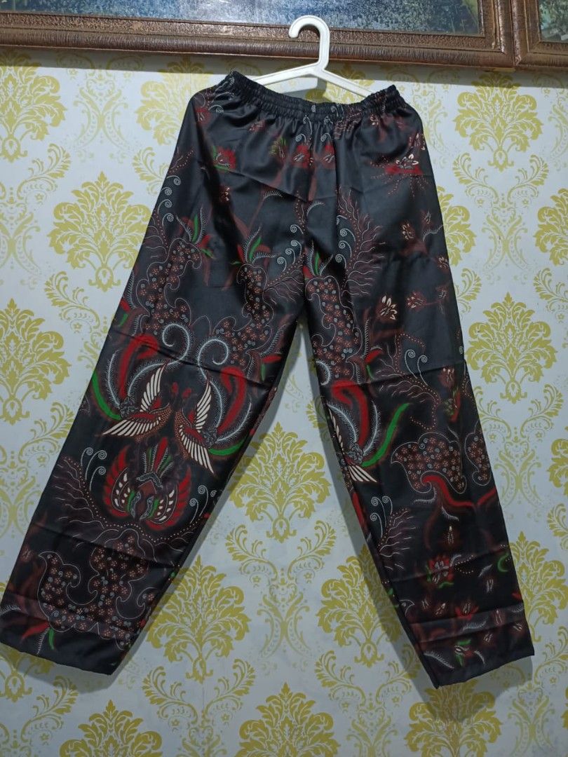 Batik pant, Men's Fashion, Bottoms, Joggers on Carousell