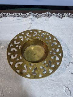 Beautiful Vintage solid  Brass Tea Candle Holder