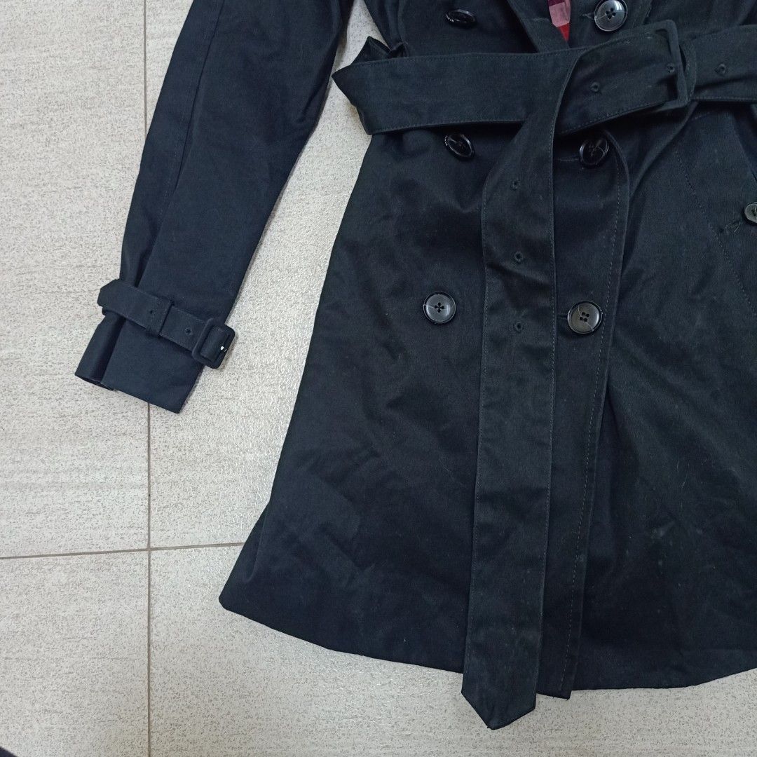 Ben Sherman - Double Breasted Trenchcoat (Unisex) (Category: Coats, Jackets and Outerwear) located in Batangas. Submitted by wornwear.ph (Listing ID 1299641785, Image 3). Description: Ben Sherman - Double Breasted Trenchcoat (Unisex) Twill XS on tag fits Small Width 17 inches Length 32" Shoulder 16" Sleeves 22" Excellent condition 2,000 only!.