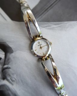 Bulova Half Cuff Mother of Pearl dial vintage watch
