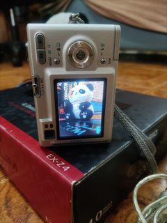 （分類：）位於 。 由 swapppppitemss123. 提交（商品編號 1299780760，圖片 1）。簡介： 。