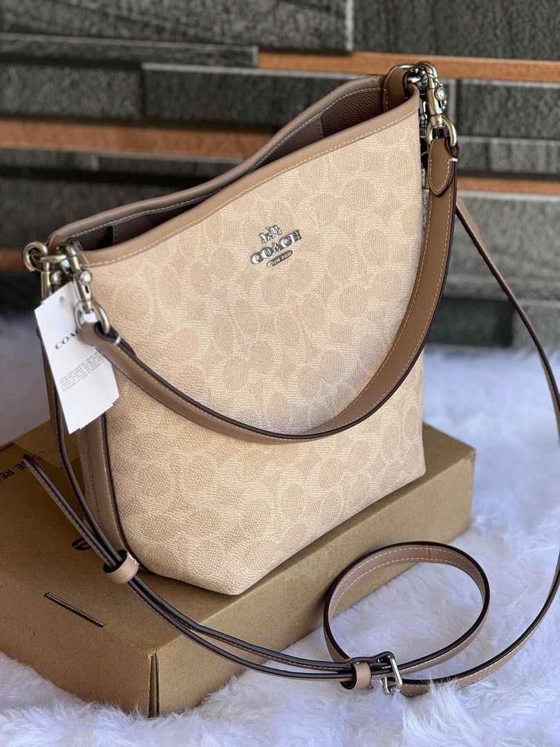 Coach city bucket (Category: Cross-body Bags) located in Mandaluyong City. Submitted by stuffnmore (Listing ID 1299631261, Image 2). Description: Coach city bucket Comes with 2 detachable strap Pinas onhand Inclusion tag and carecard Guaranteed original and new Approx size 11”L X 8.75”H X 4.5” W.
