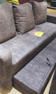 Dewfoam Sofa with pull out