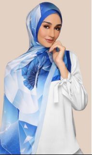 (Category: ) located in . Submitted by LilyAzmi1984 (Listing ID 1299656782, Image 1). Description: .