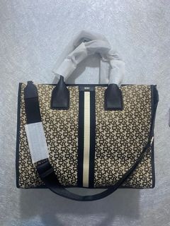 (Kategori: ) berada di . Dikirim oleh finsstuff (ID iklan 1299666781, Gambar 1). Deskripsi: .