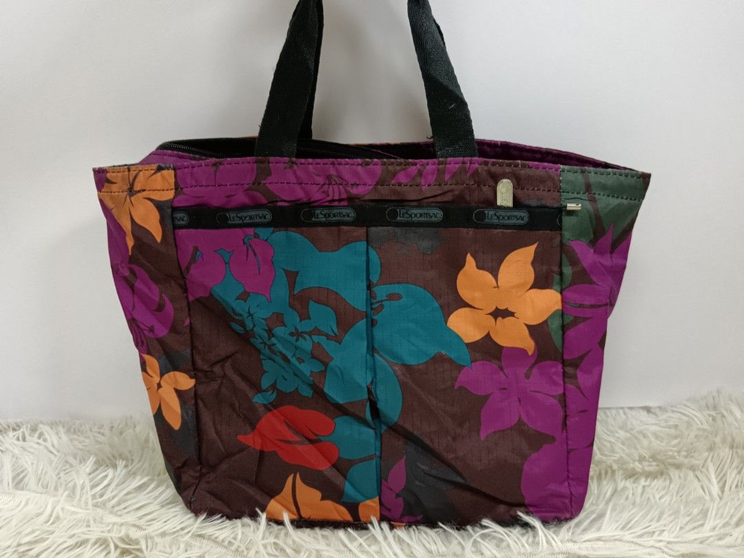 Floral tote LESPORTSAC Women s Fashion Bags Wallets Tote Bags on Carousell