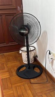 (Category: ) located in . Submitted by j.meee (Listing ID 1299725634, Image 1). Description: .