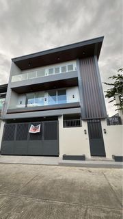 For sale modern 3 storey house and lot in Greenwoods executive village pasig