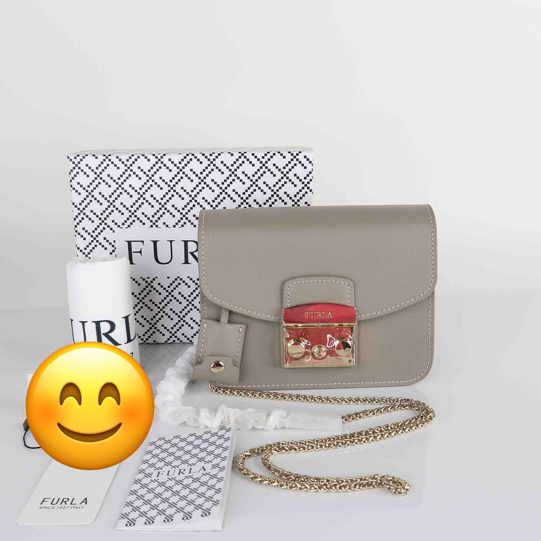 Furla metropolis taupe top