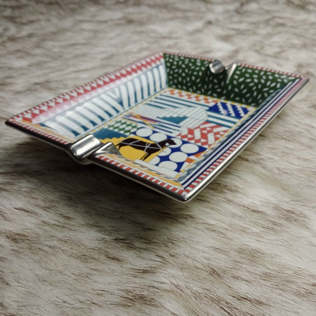 HERMES ASHTRAY (Category: Luxury Accessories) located in Quezon City. Submitted by shanks. (Listing ID 1299697992, Image 2). Description: HERMES ASH TRAY.