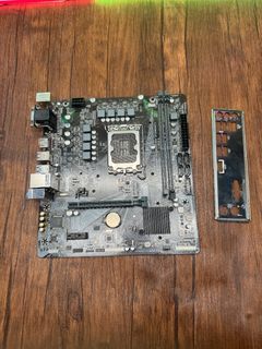 （分類：）位於 。 由 GoldstarComputerStore 提交（商品編號 1299676220，圖片 1）。簡介： 。