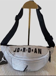 Jordan Waist/Shoulder/ Belt Bag in Gray