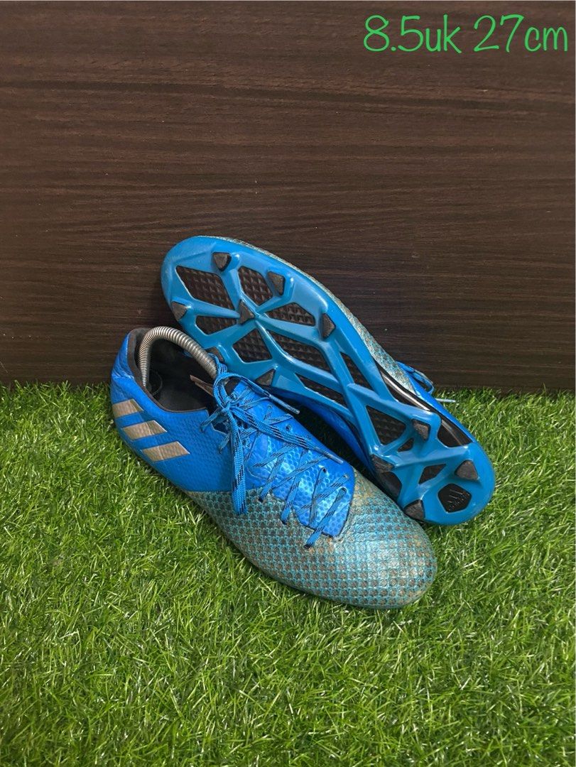 Kasut bola adidas messi Men s Fashion Footwear Boots on Carousell