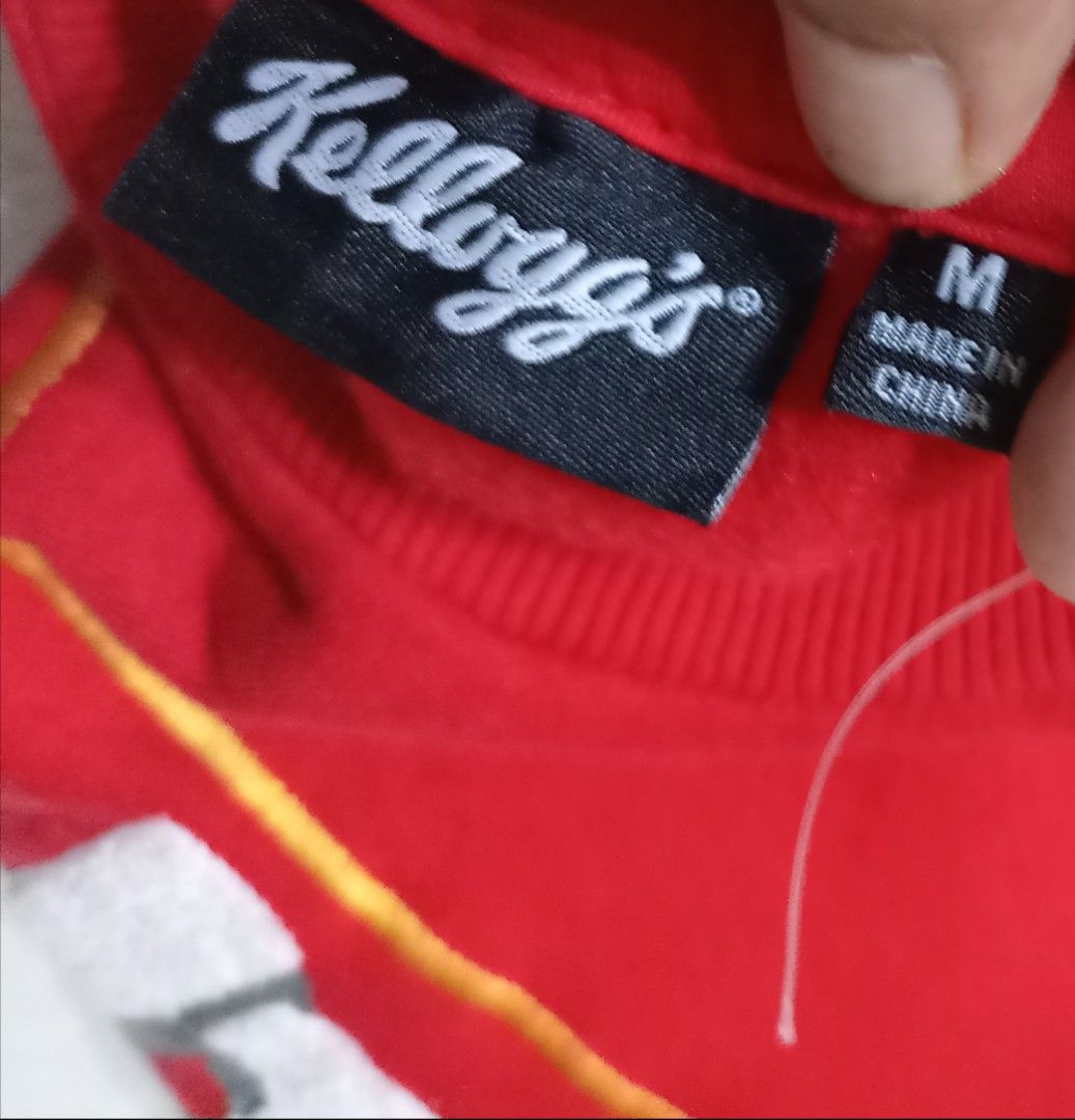 KELLOGG S CHEEZ IT SWEATSHIRT
