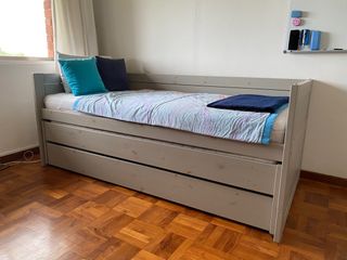 (Category: ) located in . Submitted by afesg (Listing ID 1299677527, Image 1). Description: .