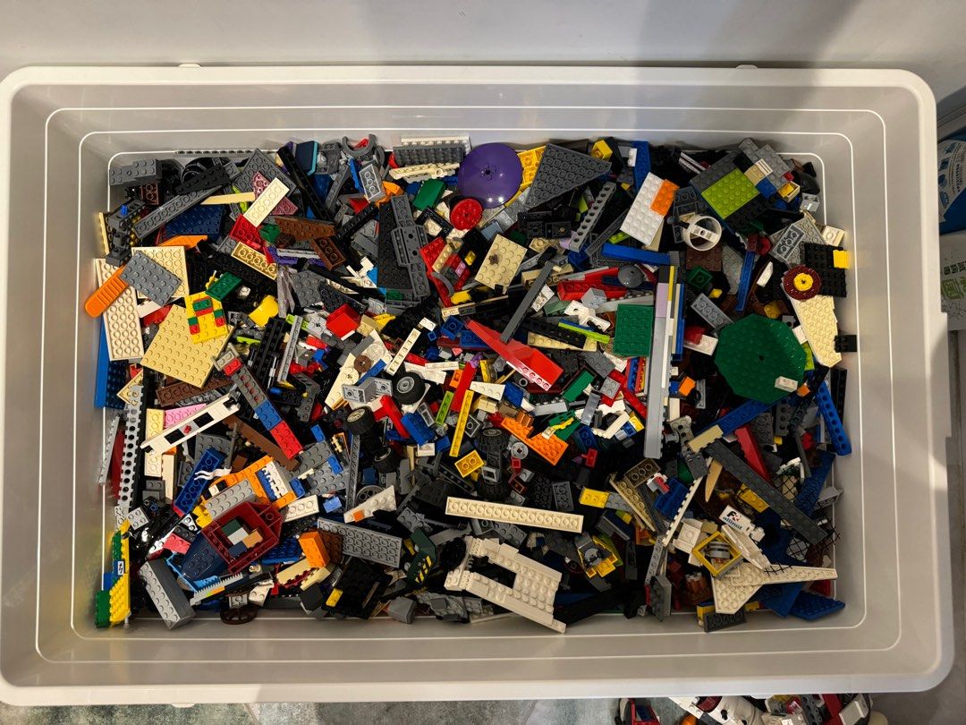 Lego 大量中古散件, 興趣及遊戲, 玩具& 遊戲類- Carousell