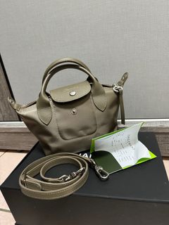 由 peiro12 (刊登 ID 1299674410，圖片 1) 提交，位於 的 (類別：)，說明：。