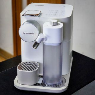 Nespresso Gran Lattissima| Coffee and Milk Machine