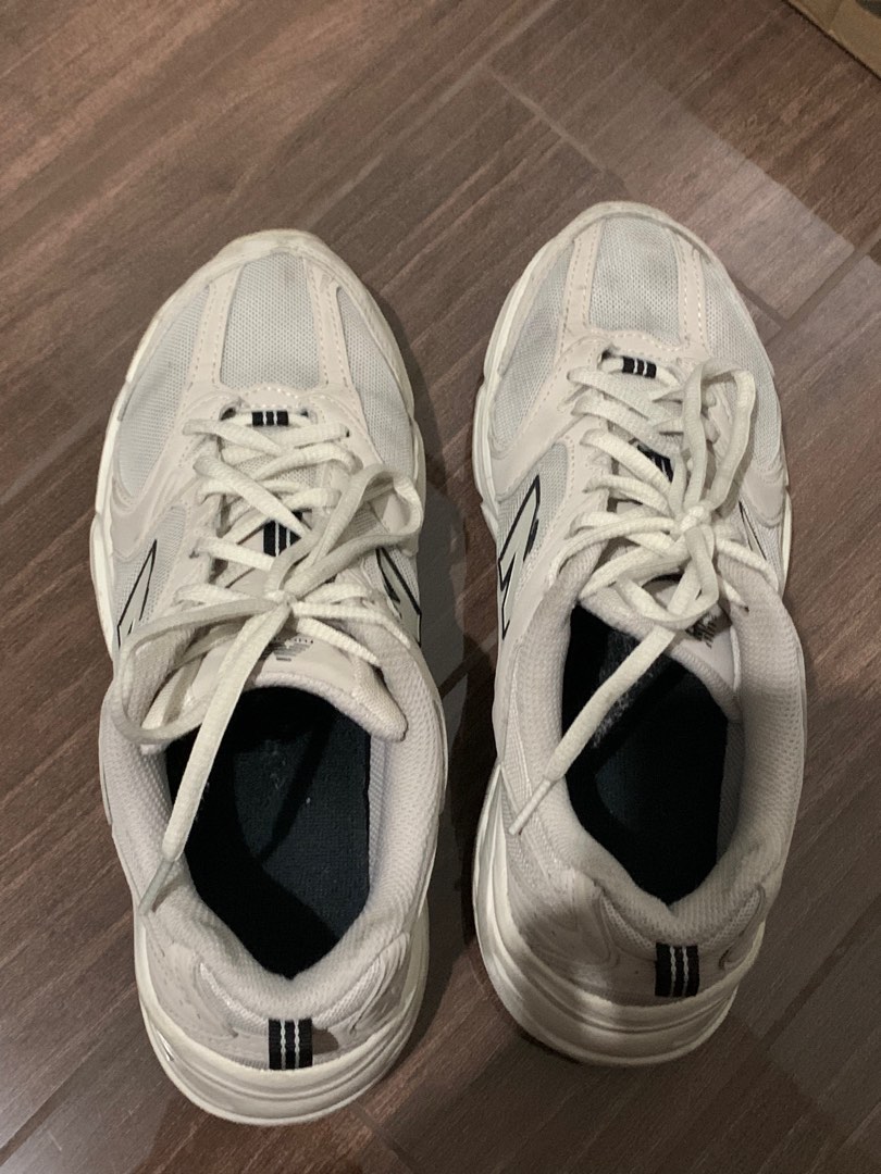 New Balance 350, Women's Fashion, Footwear, Sneakers on Carousell