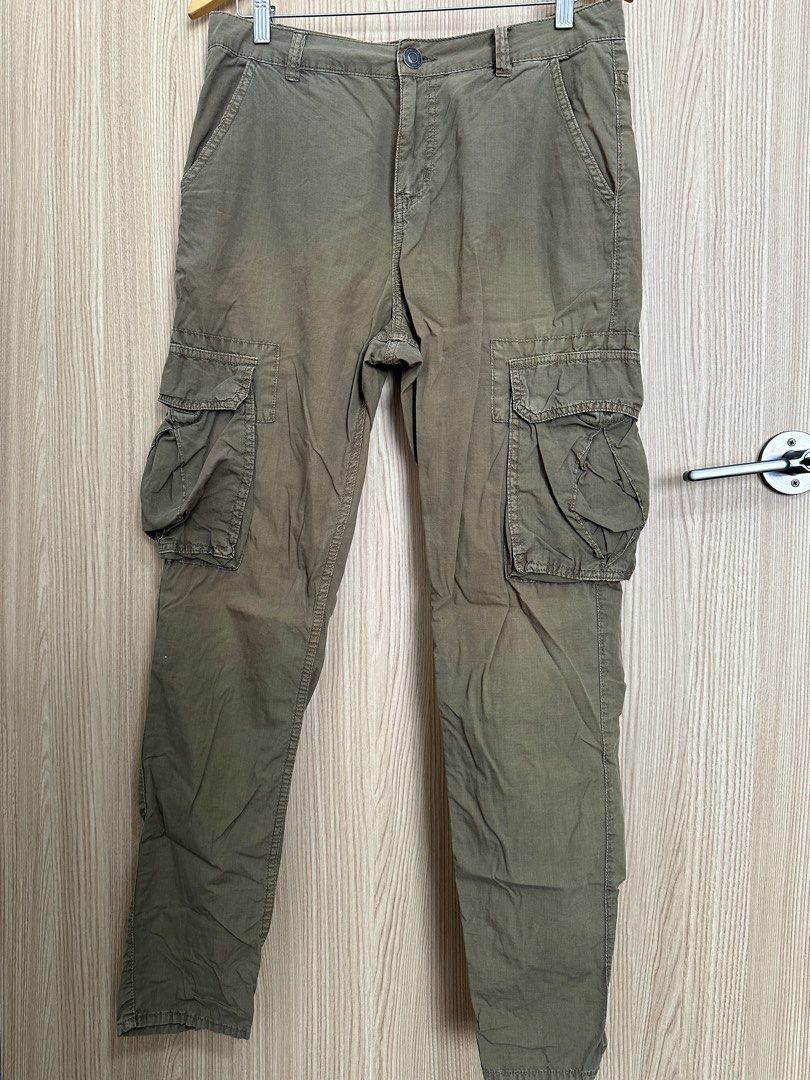 New Look Cargo Chinos Men s Fashion Bottoms Chinos on Carousell