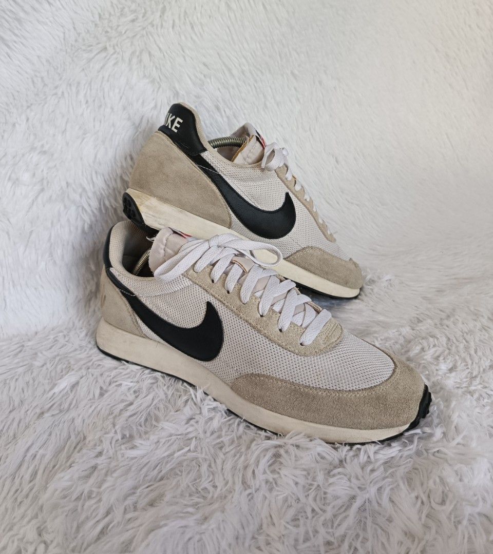 NIKE AIR TAILWIND SHOES 🔥 (Category: Sneakers) located in Bislig. Submitted by tuazons21 (Listing ID 1299726238, Image 1). Description: NIKE AIR TAILWIND 🔥 SIZE : US 9.5/EUR 43/CM 27.5 CR : 9.5/10 ISSUE : NASA PIC NA MISMO👇👇 GOOD CONDITION 1,690 SHIPPED💸 PICTURE MAY VARY DUE TO LIGHTINGS📌 NOTE : ALL ITEMS ARE THRIFTED/UKAY² SO MANAGE YOUR EXPECTATION 📌 LOCATION : MINDANAO📌 MOP : GCASH💸 UNLI VOUCH OR VC FOR SAFE TRANSACTION🤝 PM IF INTERE