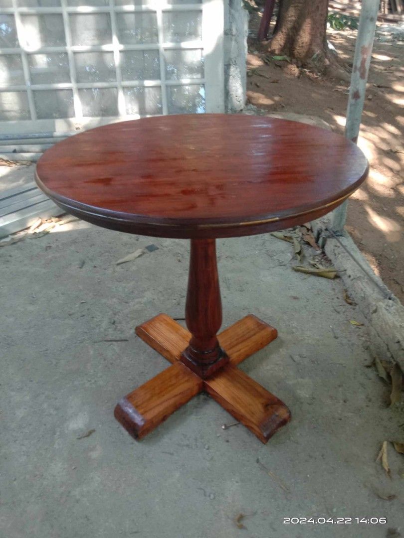 Old Coffee Table (Category: Other Home Furniture) located in Paranaque City. Submitted by mommykiee (Listing ID 1299656438, Image 1). Description: Old coffee table Made of narra wood 1pc narra top Size: D24 H23inch Ready to use.