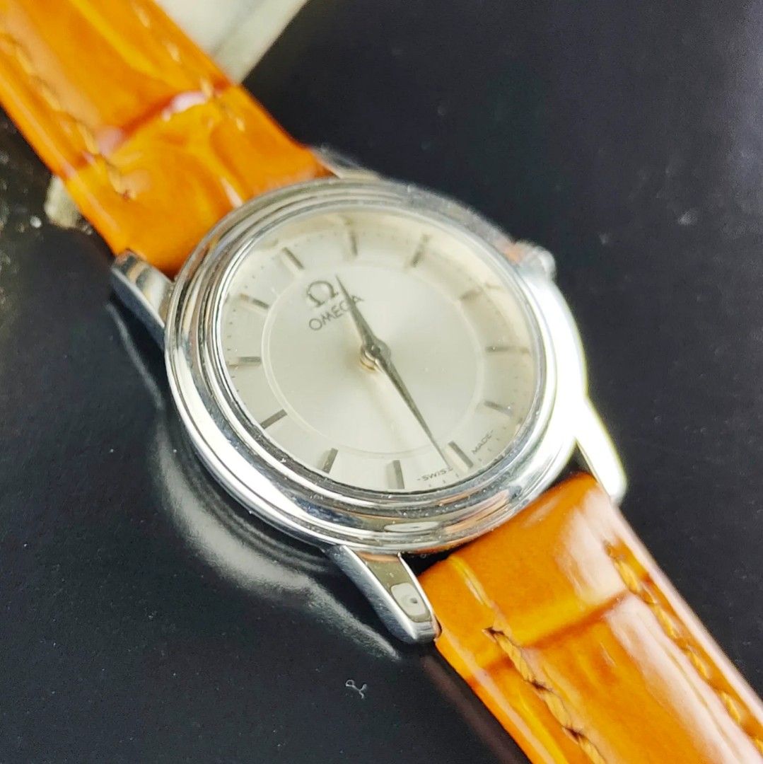 Omega De Ville Ladies (Category: Women's Watches) located in Manila. Submitted by ab.authentic.collection (Listing ID 1299668220, Image 3). Description: Available for Sale Omega De Ville Ladies - Ref. 595.1055 - 26mm x 22mm from lugs to lugs - Quartz; keeps time - With free travel leather pouch included - Original Tang Buckle, AM Leather - Unit only - Open for Authentication Open for Meetups (Sure buyer) Price: 39,000.