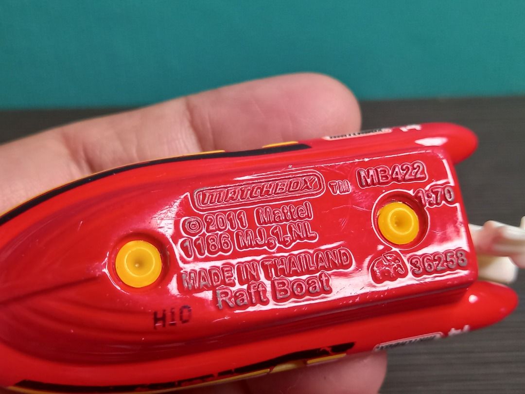Raft Boat 2011 Mattel Matchbox Diecast, Hobbies & Toys, Toys & Games on ...
