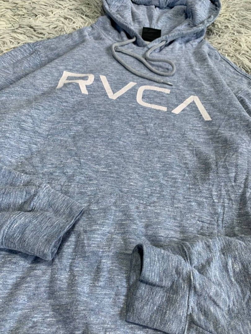 RVCA Heather Blue Hoodie (Category: Hoodies) located in Davao. Submitted by 123hrift (Listing ID 1293910729, Image 3). Description: RVCA Heather Blue Hoodie Size Medium-Large 22 Width x 25 Length Excellent Condition, 9.5/10 Color Rate Minimal Hairline Crack on prints P650 Shipped.