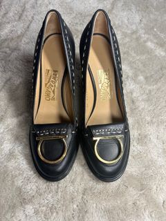 Salvatore Ferragamo Black Leather Fele Gancio Detail Block Heel Loafer Pumps Size