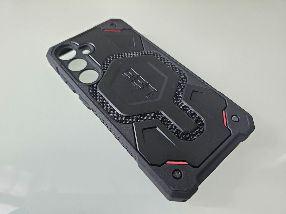 Samsung S24 / Samsung S24 Plus / Samsung S24 Ultra UAG Kevlar Monarch Pro Mag Safe Case Samsung S24 Series (Category: Cases & Sleeves) located in Quezon City. Submitted by bagels42 (Listing ID 1299684100, Image 3). Description: ***ACTUAL PICTURES USED IN POSTING*** Samsung S24 / S24 Plus / S24 Ultra UAG Kevlar Monarch Pro Mag Safe Case Samsung S24 Series Price: 1,100 Color: Black Available for: Samsung S24 Samsung S24 Plus Samsung S24 Ultra ● UAG