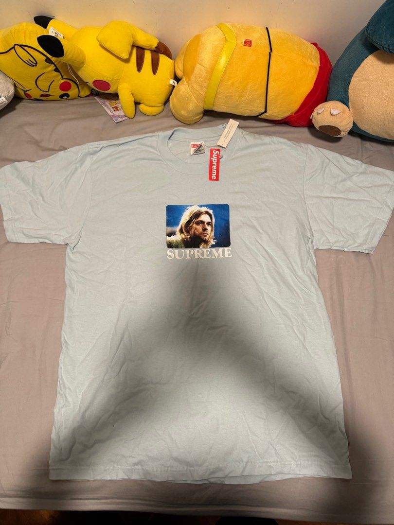 Supreme Kurt Cobain Tee (pale blue), 名牌, 服裝- Carousell