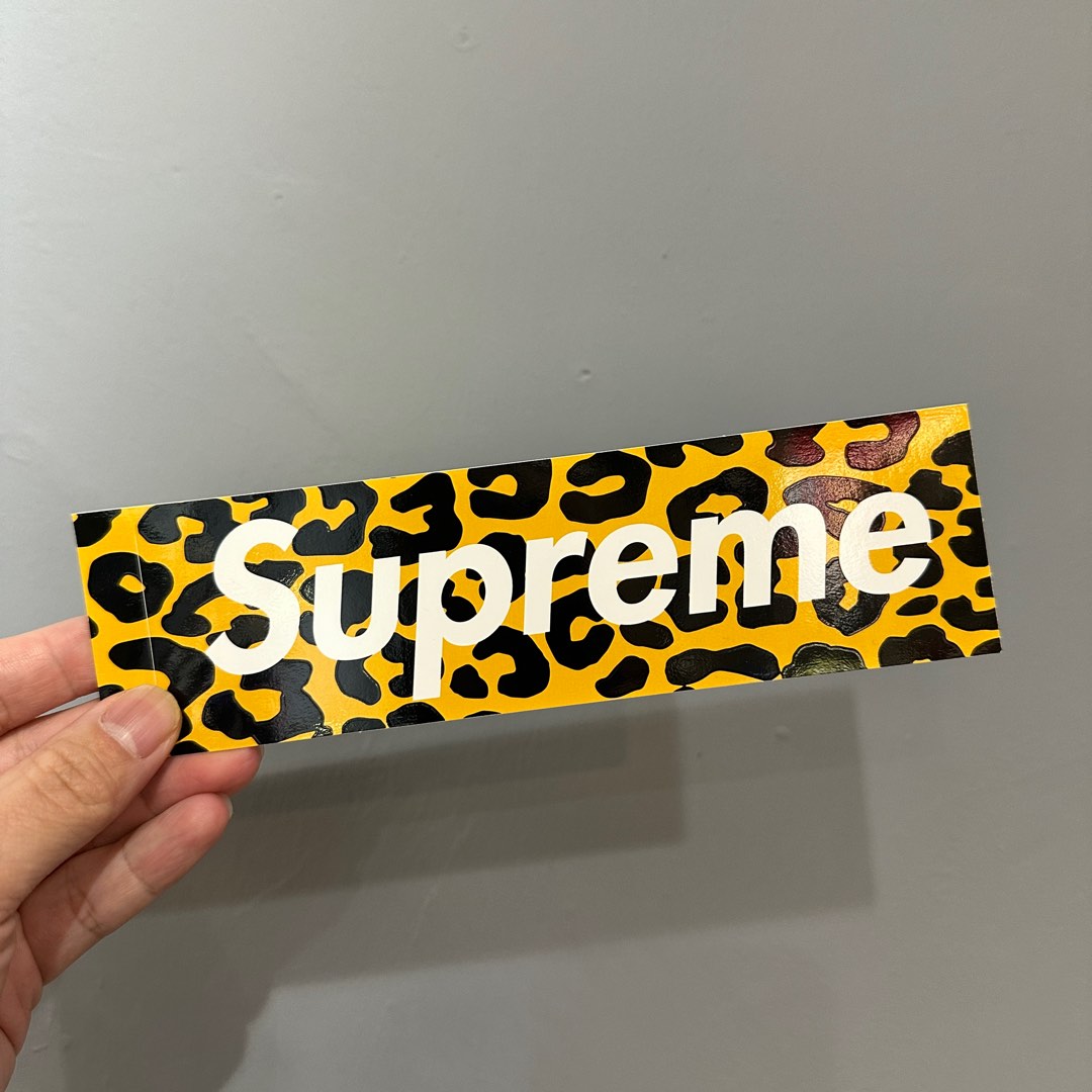 Supreme Shanghai Box Logo Sticker 上海, 名牌, 飾物及配件 