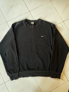 (Category: ) located in . Submitted by nikethrift_ (Listing ID 1299657035, Image 1). Description: .