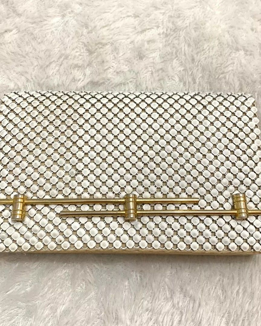 Tas lawas tahun 80-an, Fesyen Wanita, Tas & Dompet di Carousell