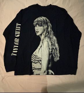 taylor swift the eras tour merch long sleeve hard to find size S
