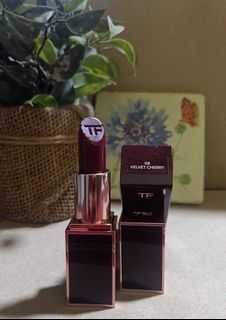 Tom Ford lipstick velvet cherry