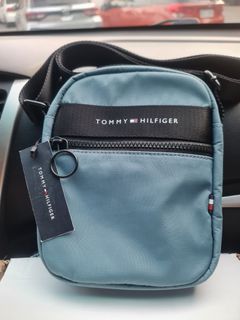 Tommy hilfiger sling bag