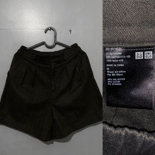 Free Shipping | Uniqlo Smart Shorts Black