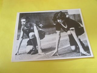 VINTAGE 1926 TORONTO Canada Postcard Myrtle COOK await starters gun. won in 1928 AMSTERDAM Olympics