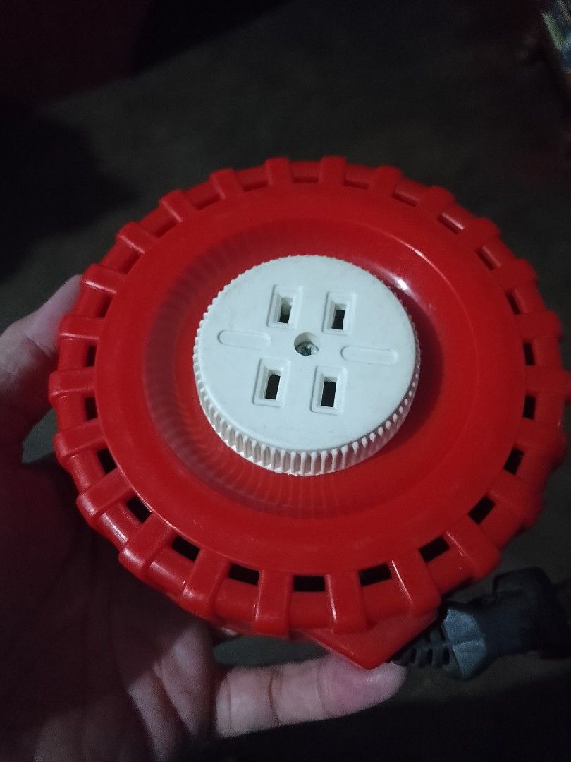 Vintage yokohama extension wire (Category: Electrical, Adaptors & Sockets) located in Davao. Submitted by jeffsantos (Listing ID 1299774332, Image 1). Description: Brand new old stock Yokohama extension wire ,5 meters rollable and easy to bring..
