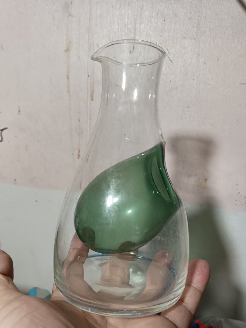 Wine decanter (Category: Wine Cellar & Storage) located in Quezon City. Submitted by toys_r_here (Listing ID 1299770251, Image 1). Description: As is po Pa check nlng ng condition sa pics What you see is what you get Shipping fee sa buyer haggle pwede PM ME FOR MORE QUESTIONS First to pay gets the item ship pwed din Qc area near Starbucks ave.