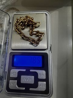 18K GOLD HARDWARE BRACELET 7.85 grams 