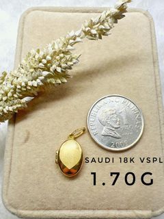 18K Saudi Gold Locket Pendant